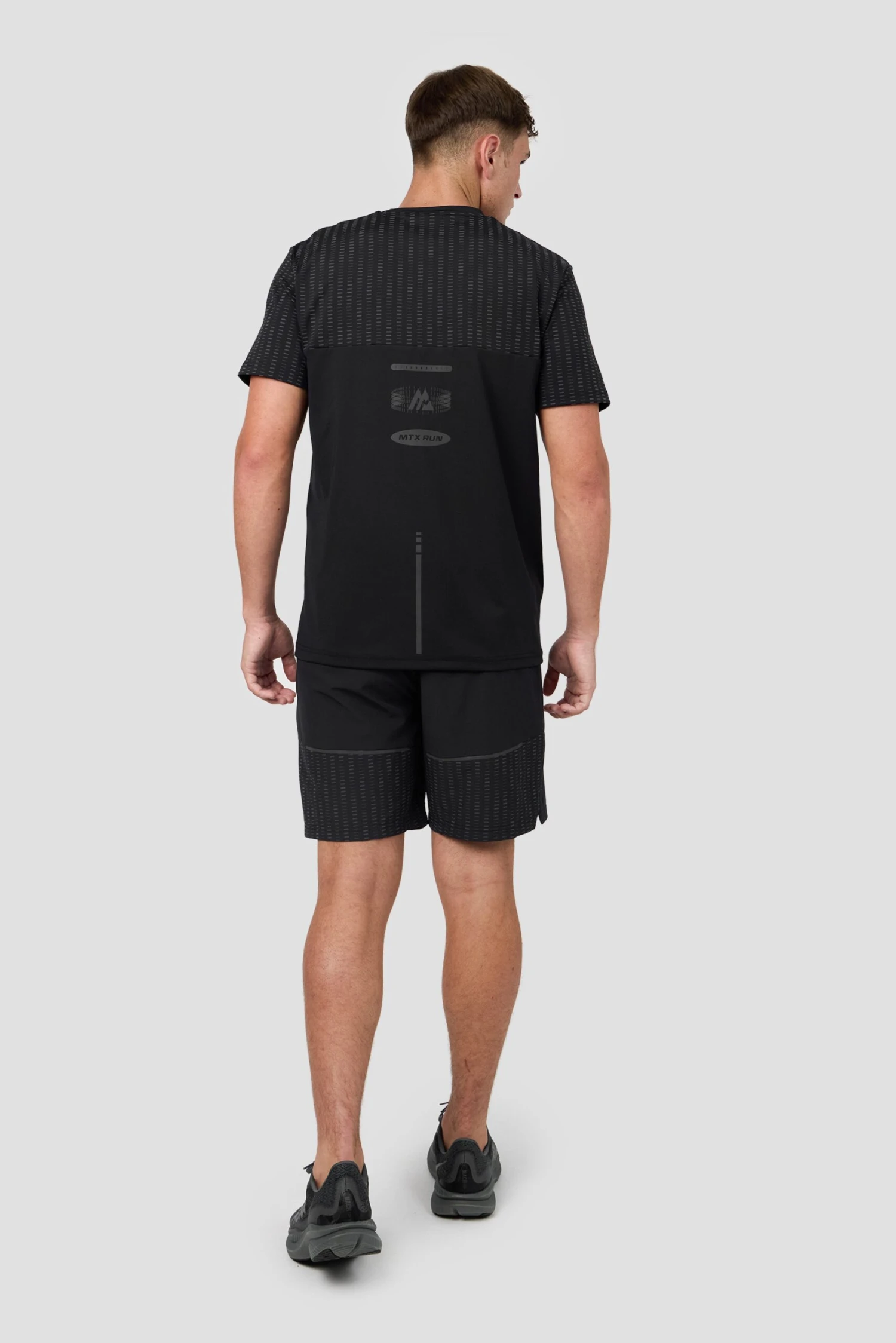 MTX Run Tempo T-Shirt - Black 4 MTX Run Tempo T-Shirt - Black - Image 4