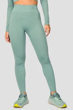 Evolve Seamless Legging - Jade -Montirex Sale Store EVOLVECORESEAMLESSLEGGING Jade front