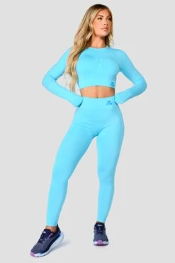 Evolve Seamless Crop - Neon Sky -Montirex Sale Store EvolveCoreSeamlessLsCrop NeonSky front