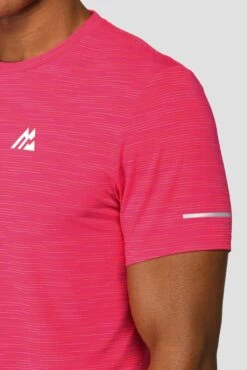Fly 2.0 T-Shirt - Hibiscus/Fiery Orange/Rouge -Montirex Sale Store FLY 2.0 TEE HIBISCUS FIERY ORANGE ROUGE logo detail