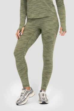 Icon Lite Legging - Khaki Multi -Montirex Sale Store ICON LITE LEGGING OIL GREEN FOUR LEAF CLOVER TEA Close Front