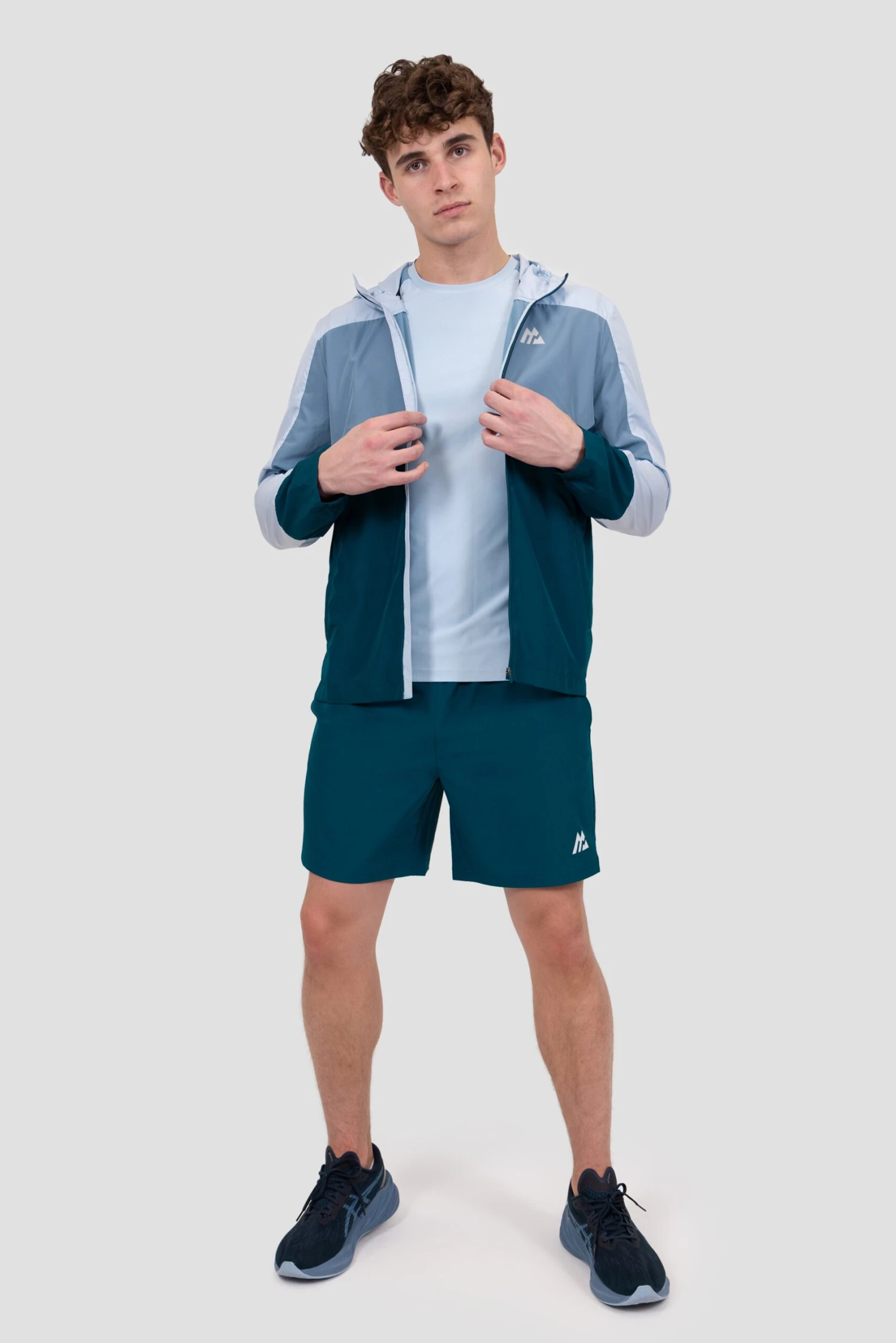 Breeze 2.0 Windbreaker - Summer Mist/Slate Blue/Abyssal 8 Breeze 2.0 Windbreaker - Summer Mist/Slate Blue/Abyssal - Image 8