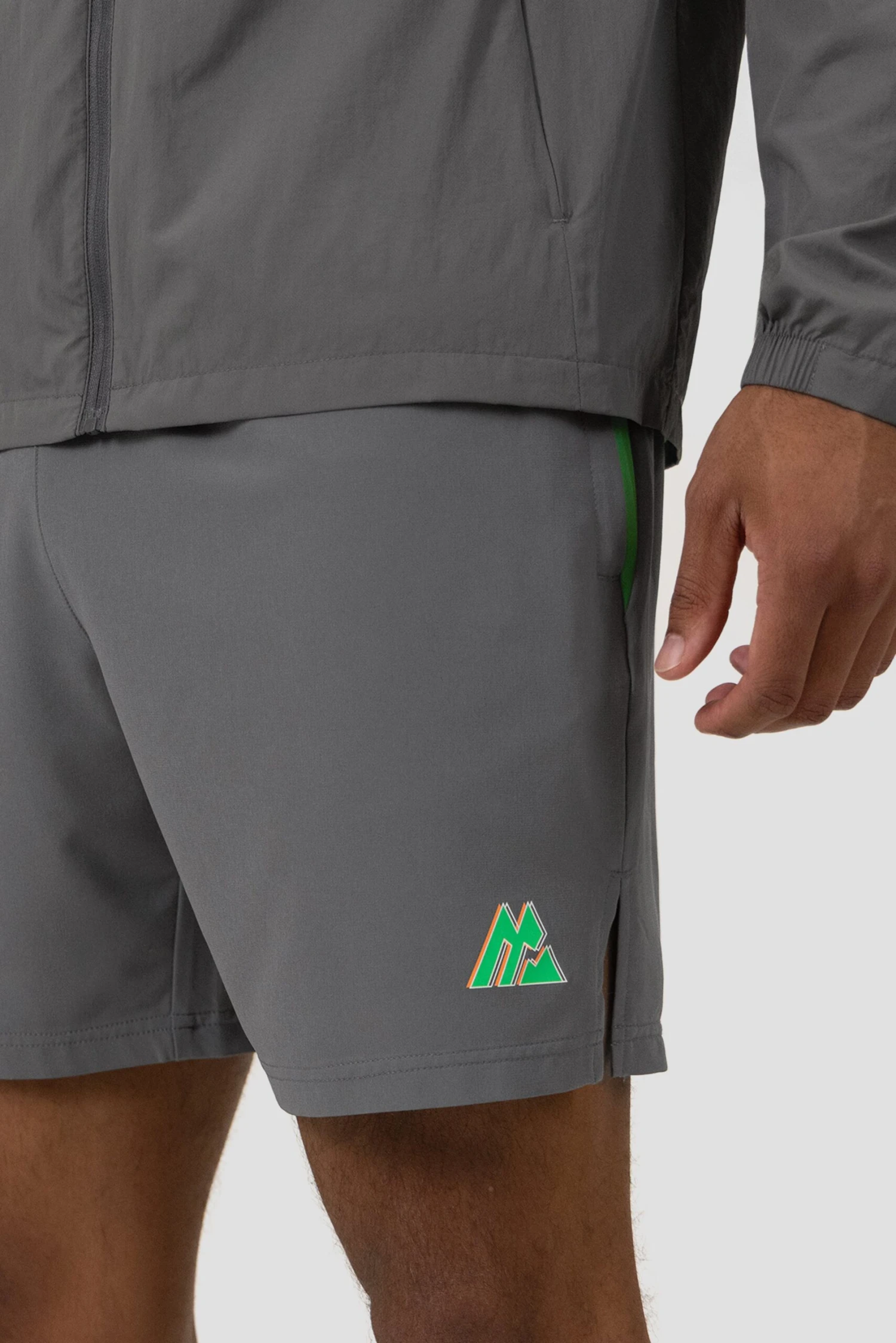 MTX Run City Dublin Short - Cement Grey/Black/Jada Green 7 MTX Run City Dublin Short - Cement Grey/Black/Jada Green - Image 7
