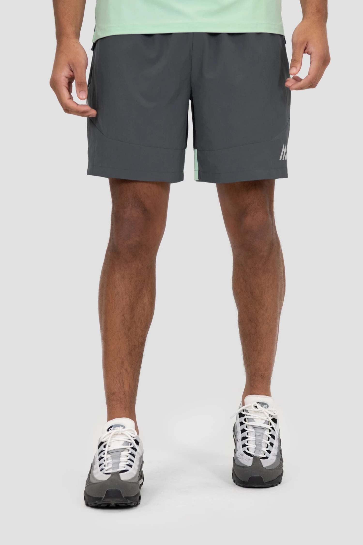 Surge 2.0 Short - Slate Grey/Sea Foam 3 Surge 2.0 Short - Slate Grey/Sea Foam - Image 3