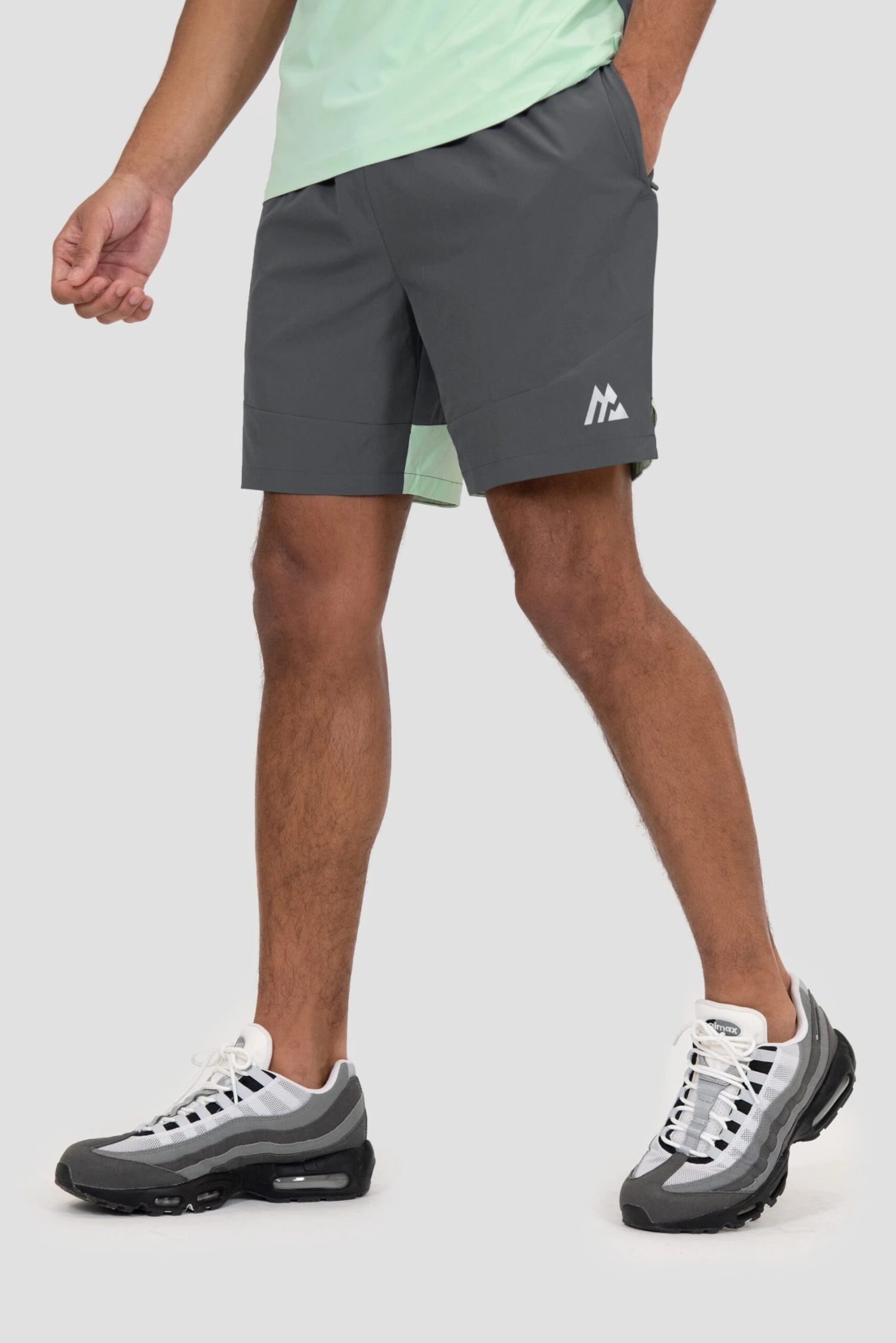 Surge 2.0 Short - Slate Grey/Sea Foam 1 Surge 2.0 Short - Slate Grey/Sea Foam