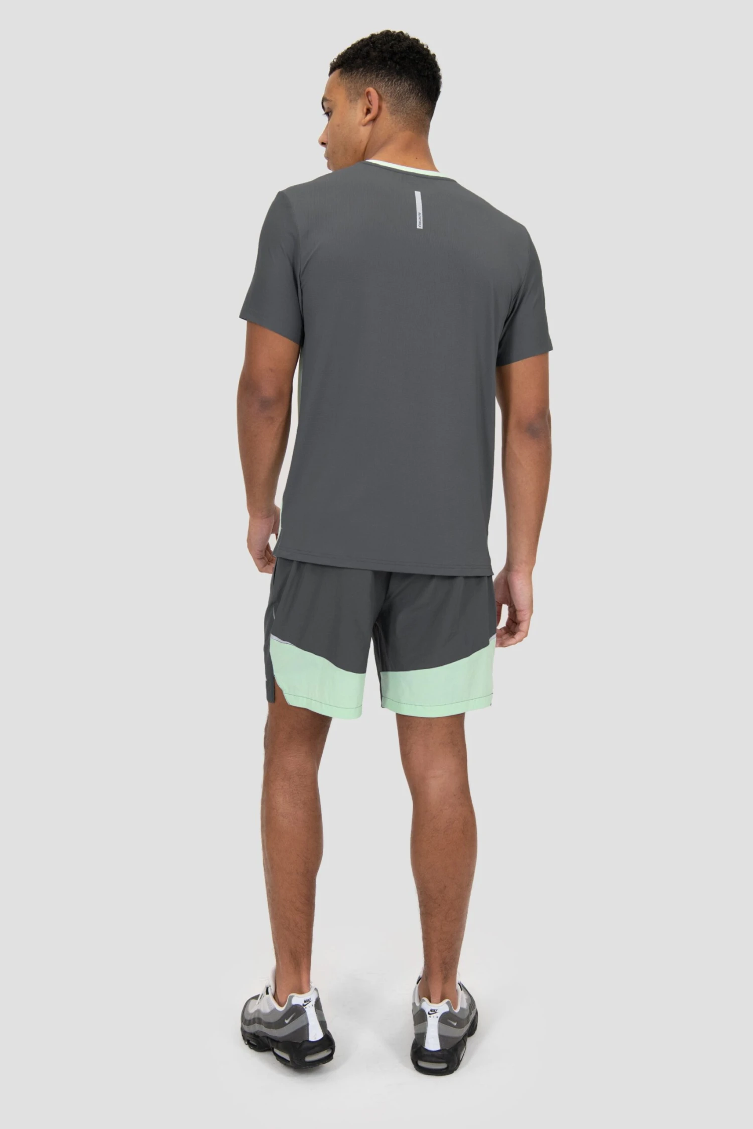 Surge 2.0 Short - Slate Grey/Sea Foam 6 Surge 2.0 Short - Slate Grey/Sea Foam - Image 6