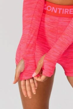 Trail Icon Long Sleeve Crop - Neon Pink/Red -Montirex Sale Store TRAIL ICON LS CROP NEON PINK MAGENTA PINK PUNCH SHOCKING PINK FIESTA RED sleeve detail