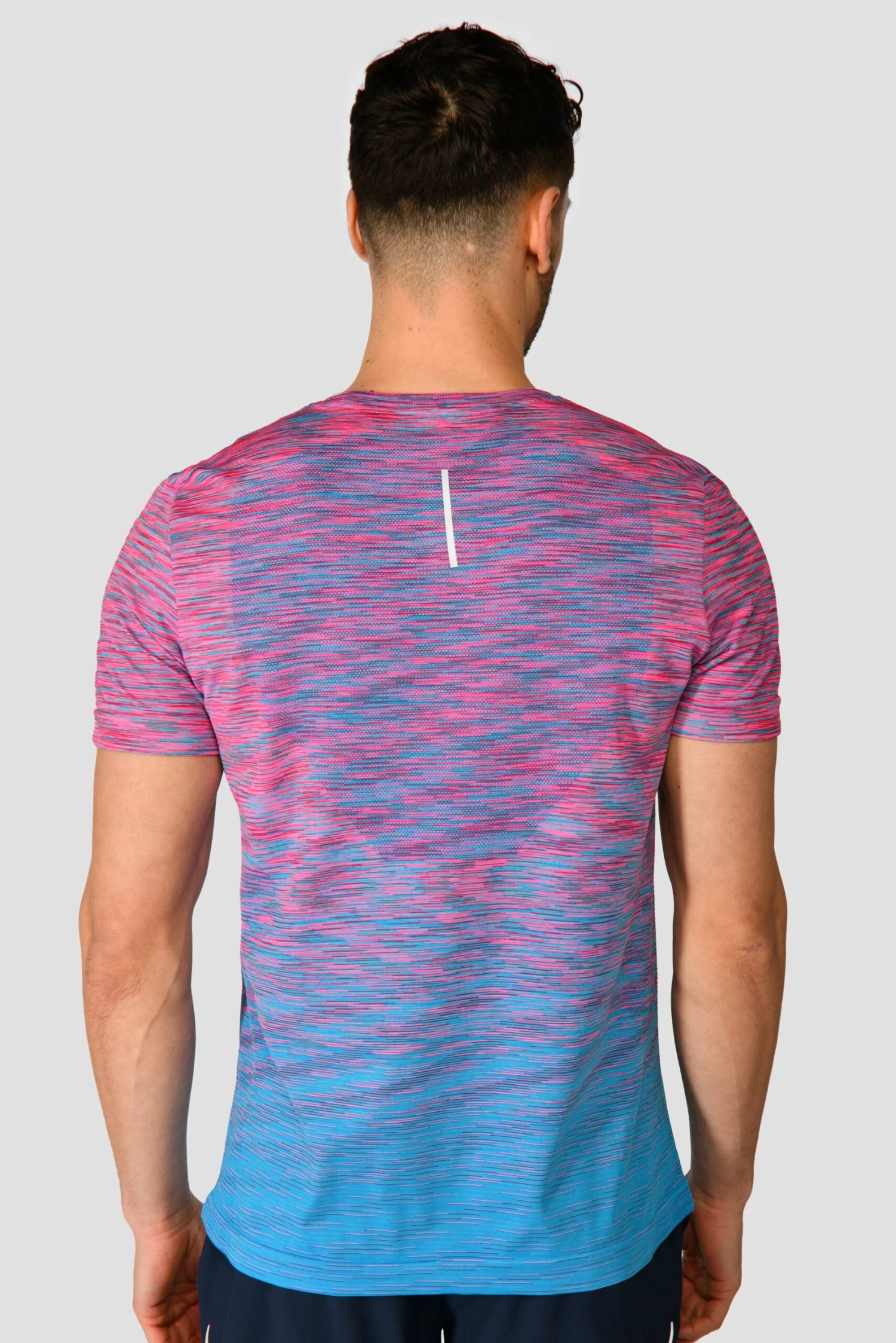 Trail Seamless T-Shirt - Pink/Blue 2 Trail Seamless T-Shirt - Pink/Blue - Image 2