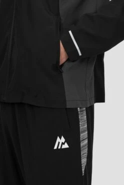 Trail Windbreaker - Black/Grey/White -Montirex Sale Store TRAIL 3.0 WINDBREAKER BLACK BEAUTY ASPHALT MONUMENT CASTLEROCK Sleeve Detail