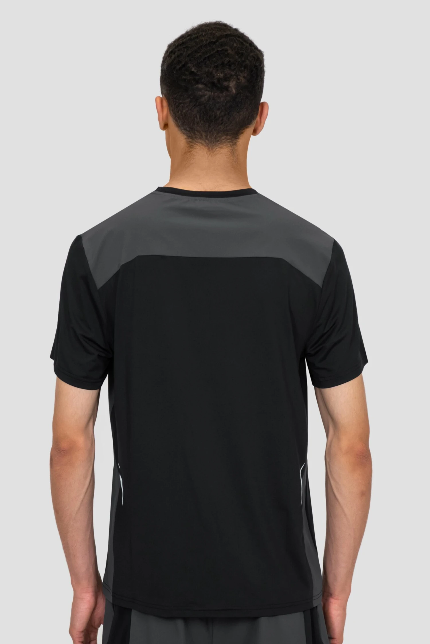 Vista T-Shirt - Black/Asphalt 2 Vista T-Shirt - Black/Asphalt - Image 2