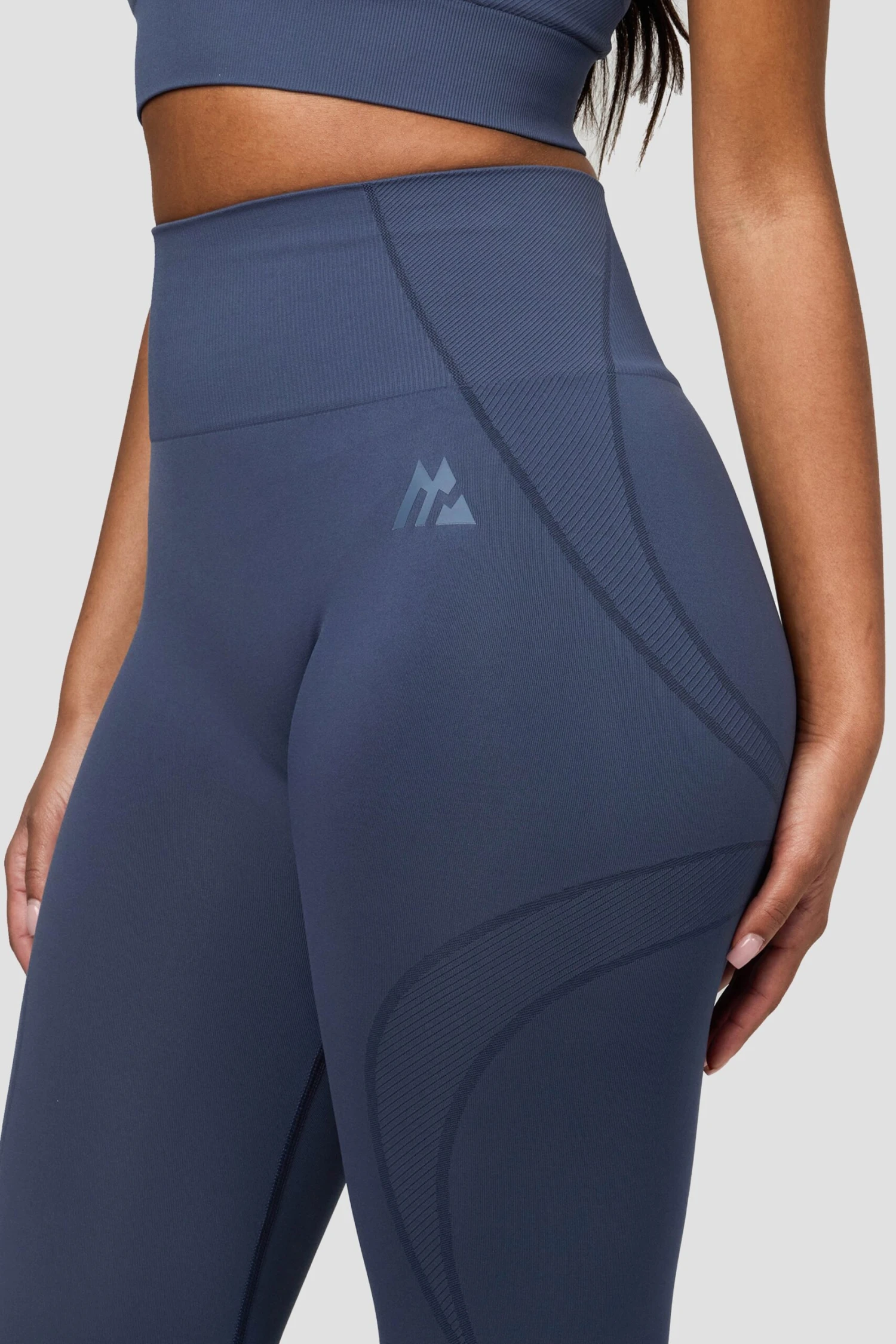 Evolve 2.0 Seamless Legging - Greyed Indigo 7 Evolve 2.0 Seamless Legging - Greyed Indigo - Image 7