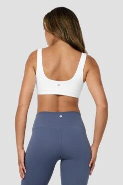 Form Sports Bra - White -Montirex Sale Store XdreOpE3ST85ettu6IBpTqqYIqWXzZ6Yl6gsqWA kz4