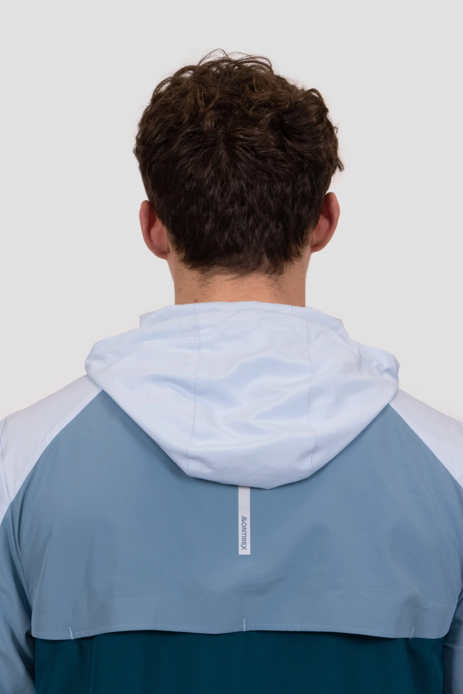 Breeze 2.0 Windbreaker - Summer Mist/Slate Blue/Abyssal 7 Breeze 2.0 Windbreaker - Summer Mist/Slate Blue/Abyssal - Image 7