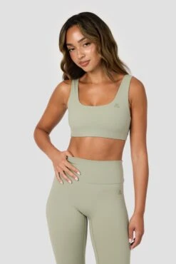 Form Sports Bra - Herb