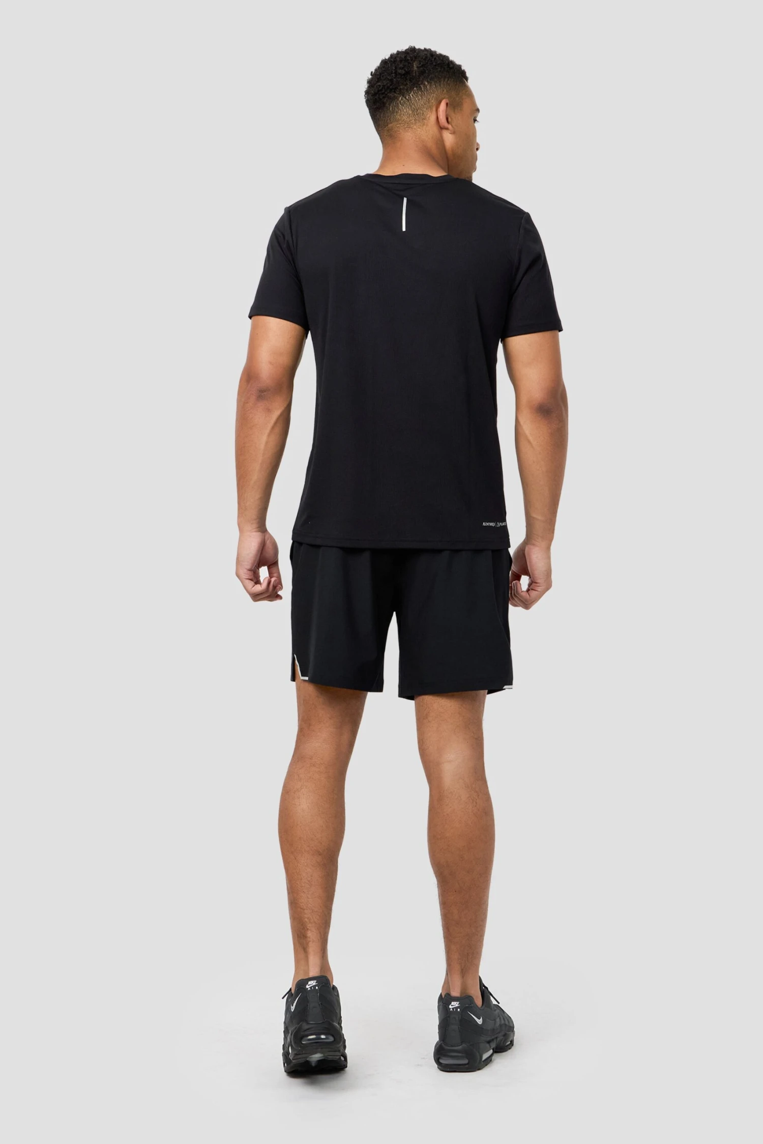 Peak Gridded Polartec® T-Shirt - Black 4 Peak Gridded Polartec® T-Shirt - Black - Image 4